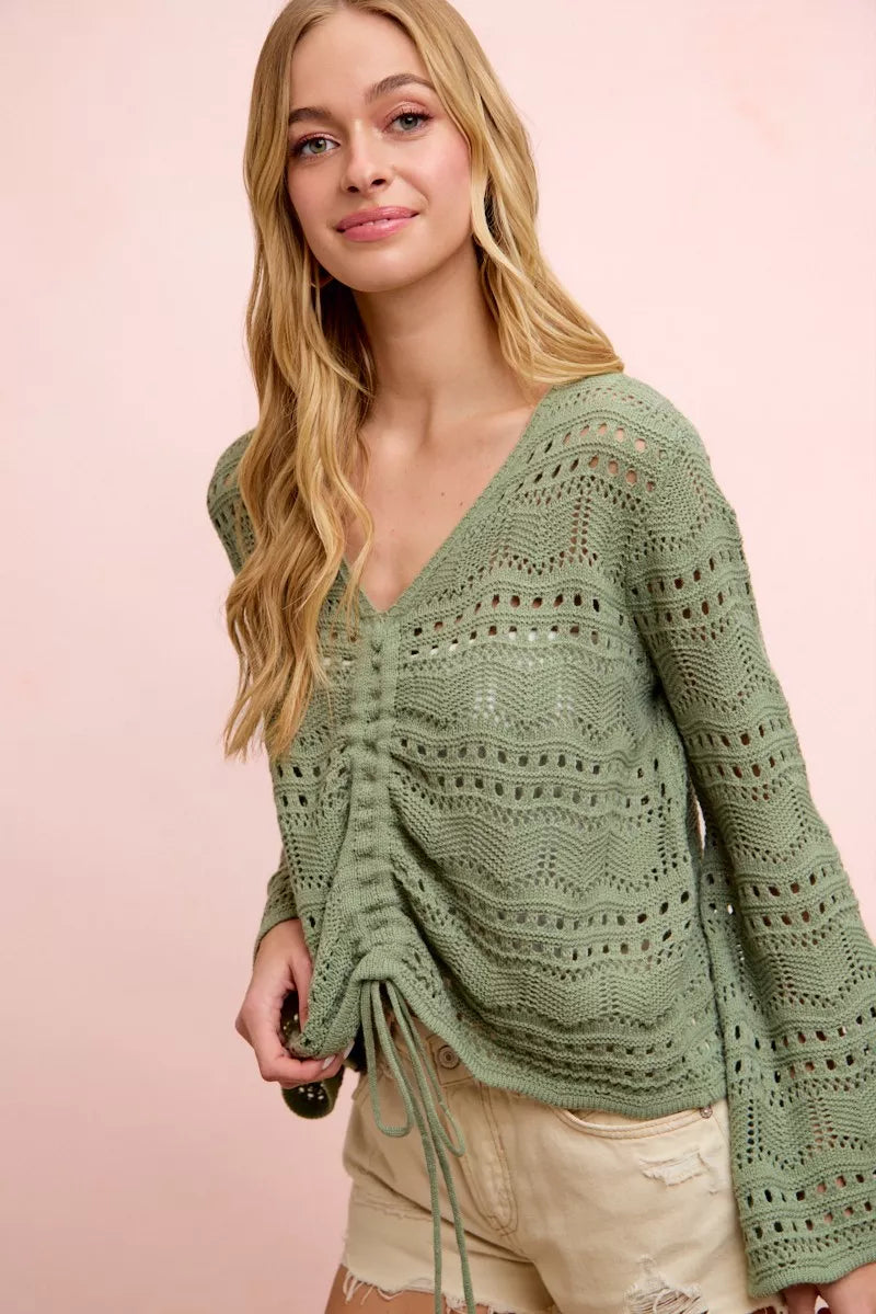 V neck ruched top full look