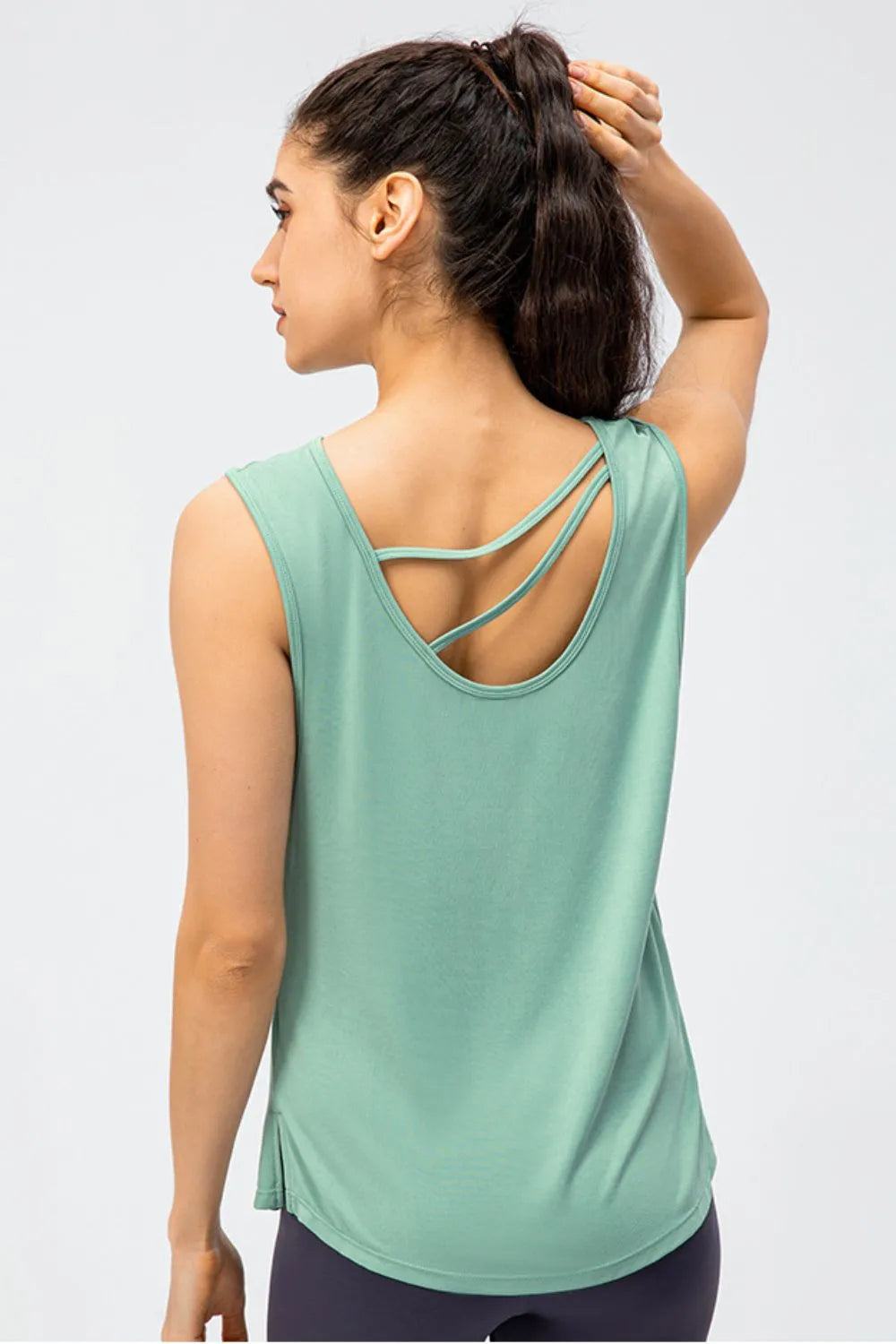 Cutout reversible active tank side view