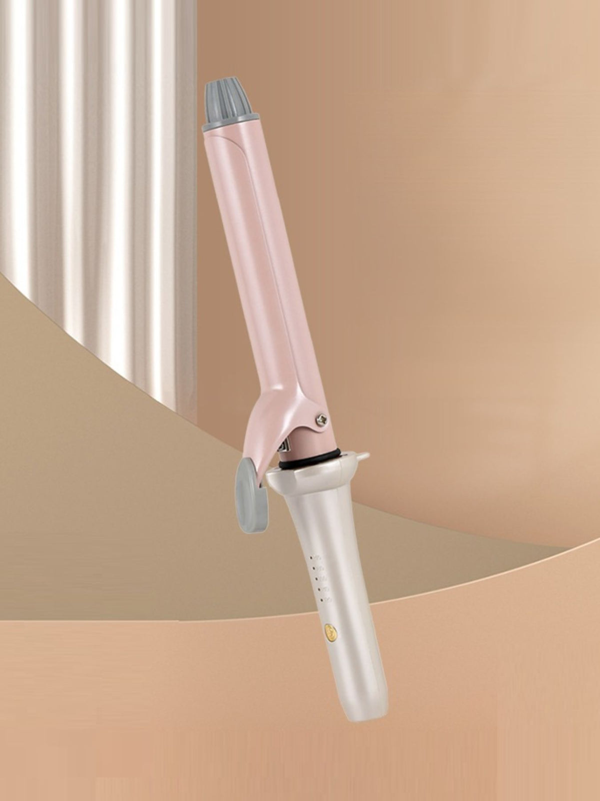 Curling iron creating curls