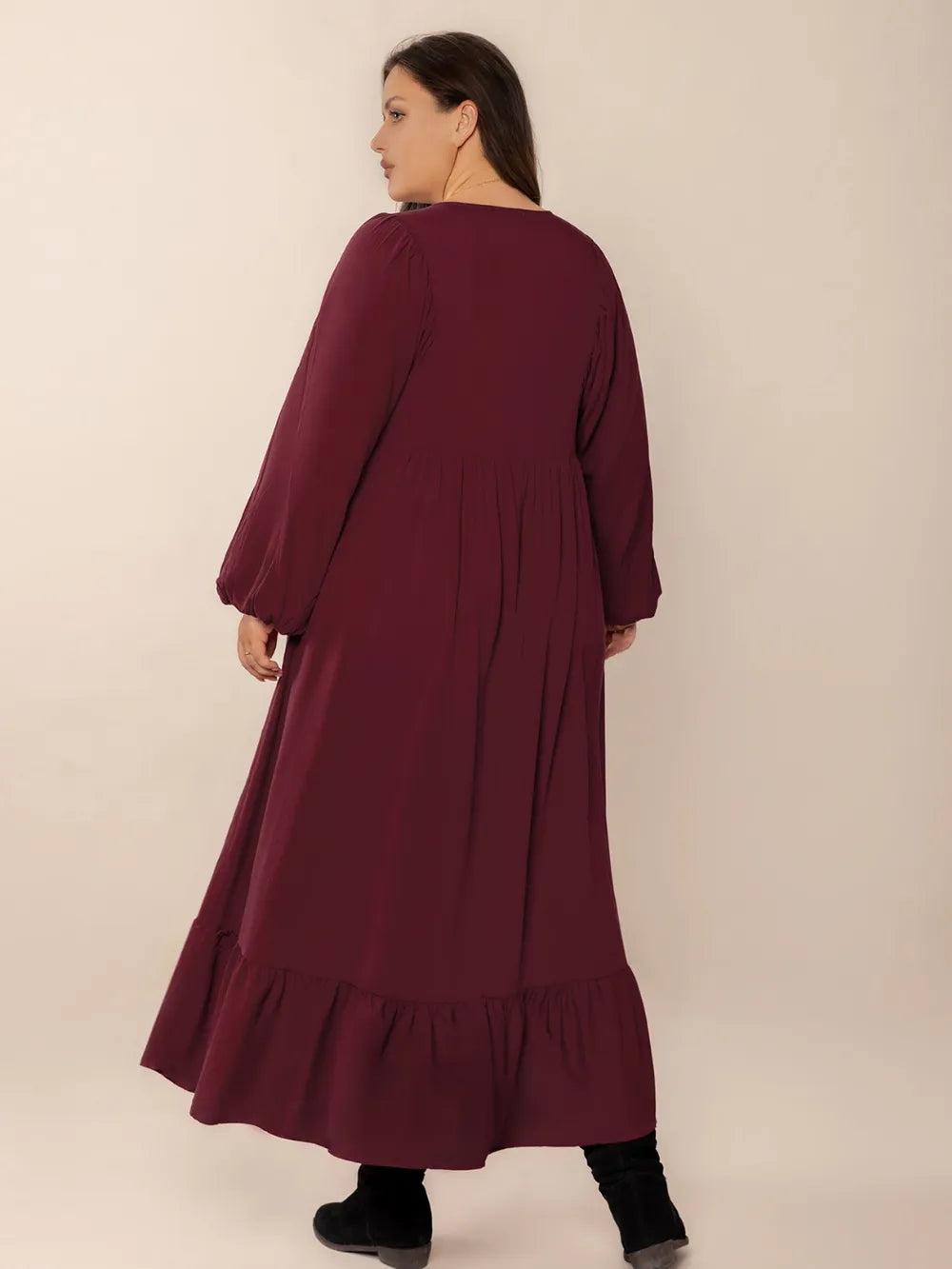 burgundy plus size ruffled hem v neck balloon sleeve dress detail