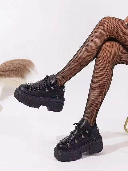 Lace Up Platform Sneakers - Fashorio