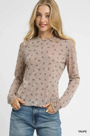 Umgee Bow Print Lightweight Knit Top Taupe - Fashorio