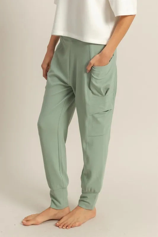 HYFVE High-Waist Pocket Detail Comfy Sweatpants - Fashorio
