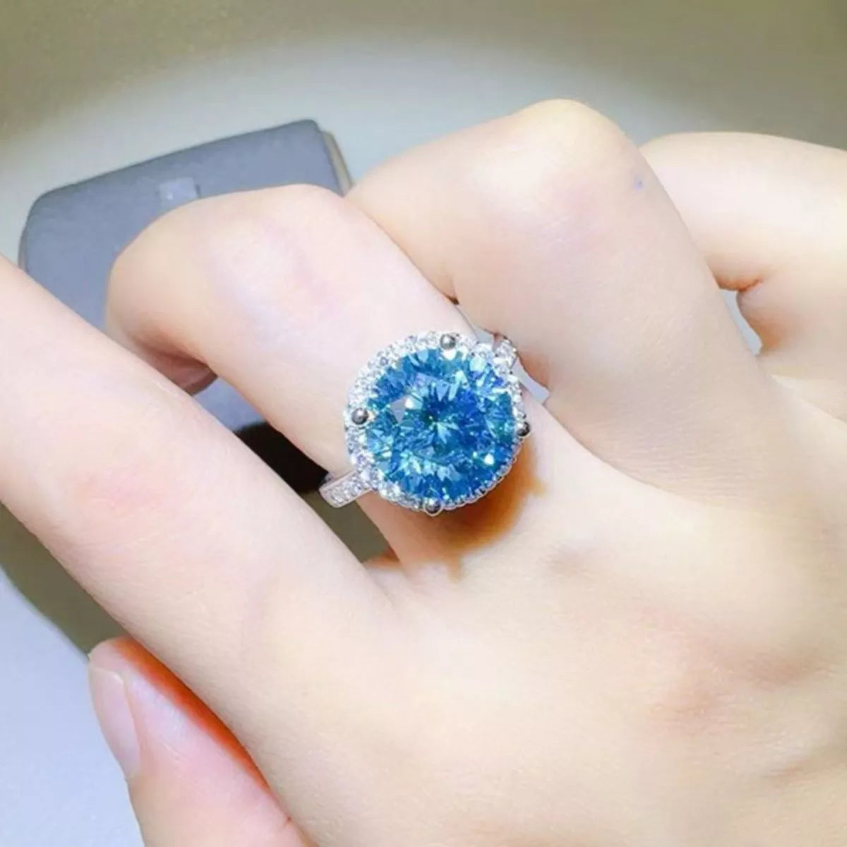 1 carat sky blue moissanite ring in 925 sterling silver, front view