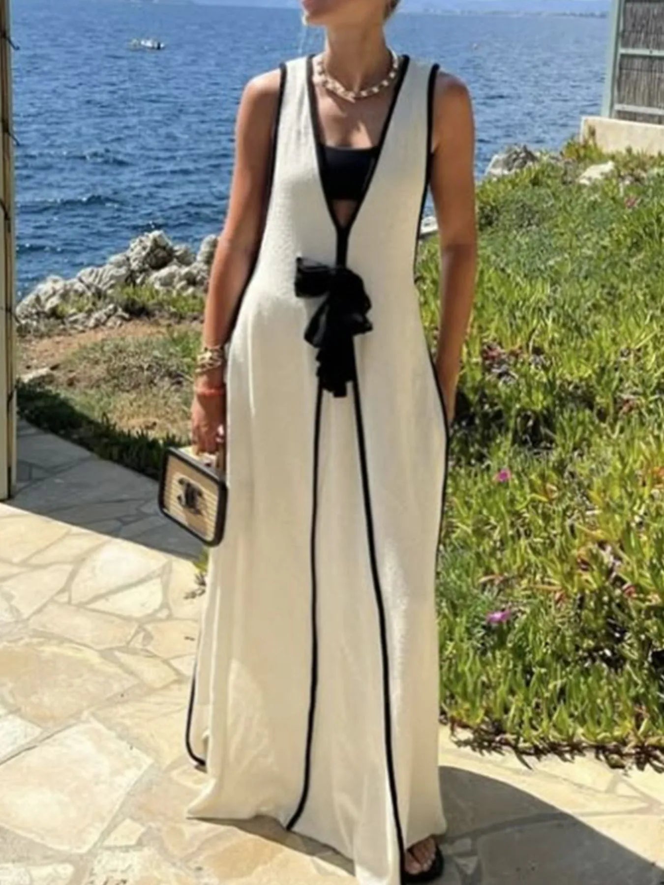 Contrast Trim Sleeveless Maxi Knit Dress - Fashorio
