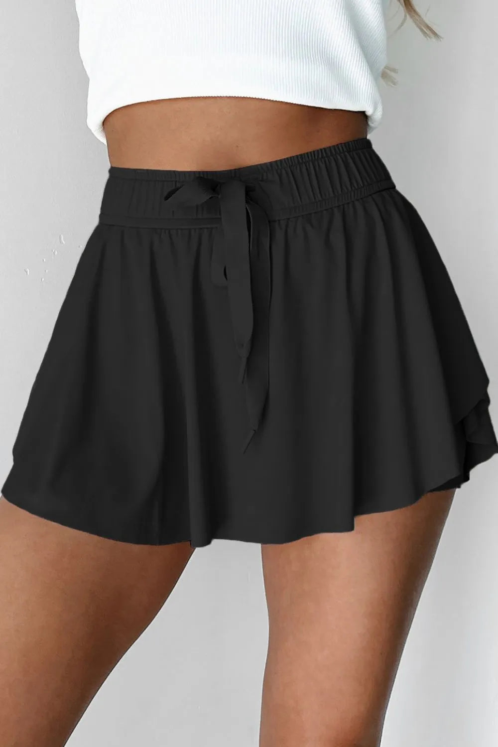 Drawstring active skort side view