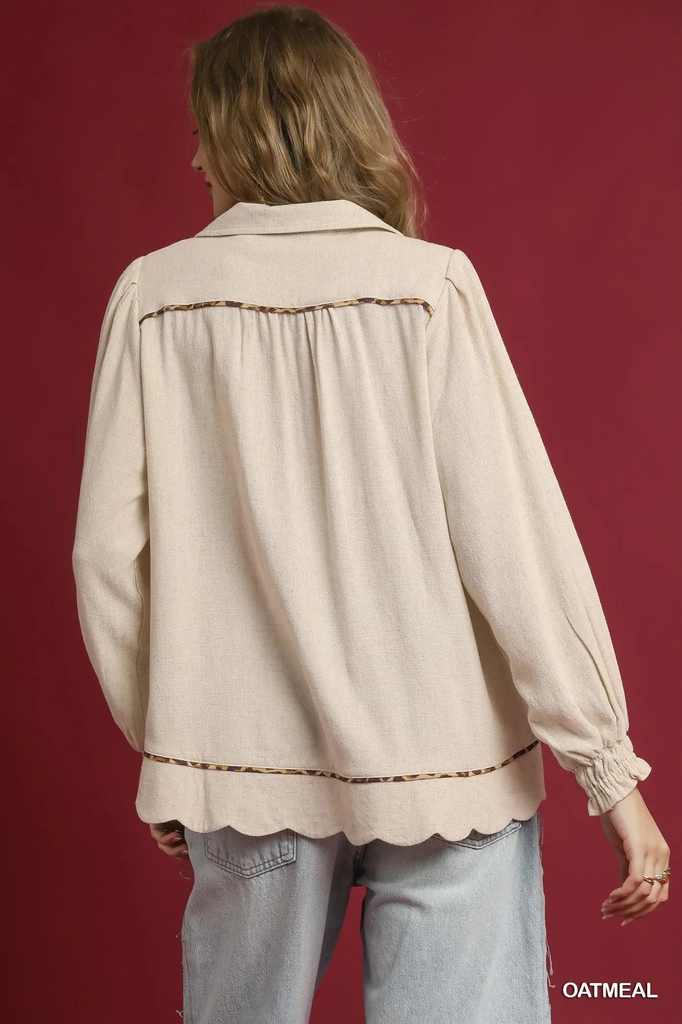 Umgee Full Size Linen Scallop Hem Blouse with Contrast Trim Plus Size - Fashorio