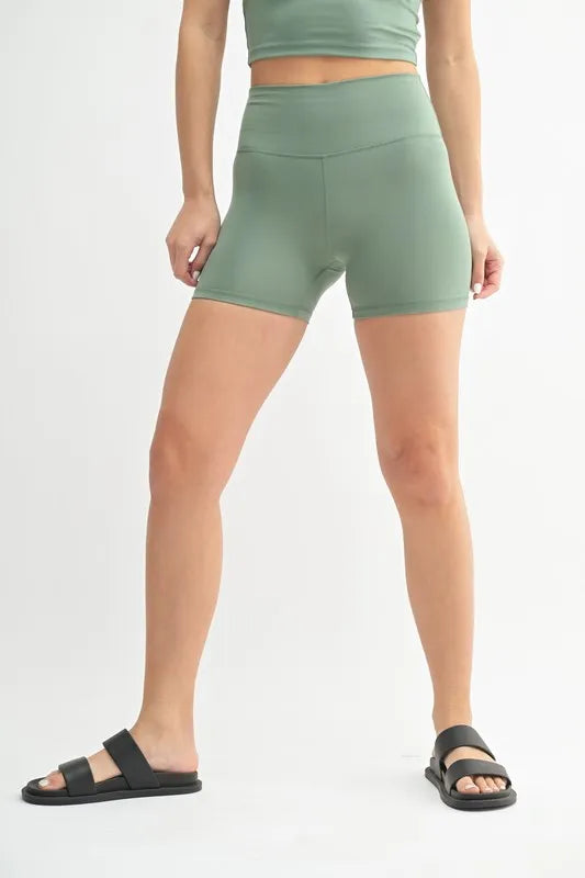 MONO B Venice Cloud Light Contour Biker Shorts - Fashorio