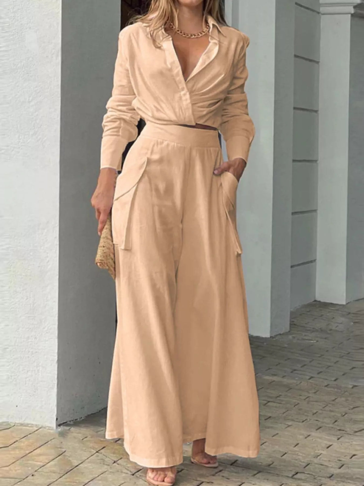 Wide leg pants side view