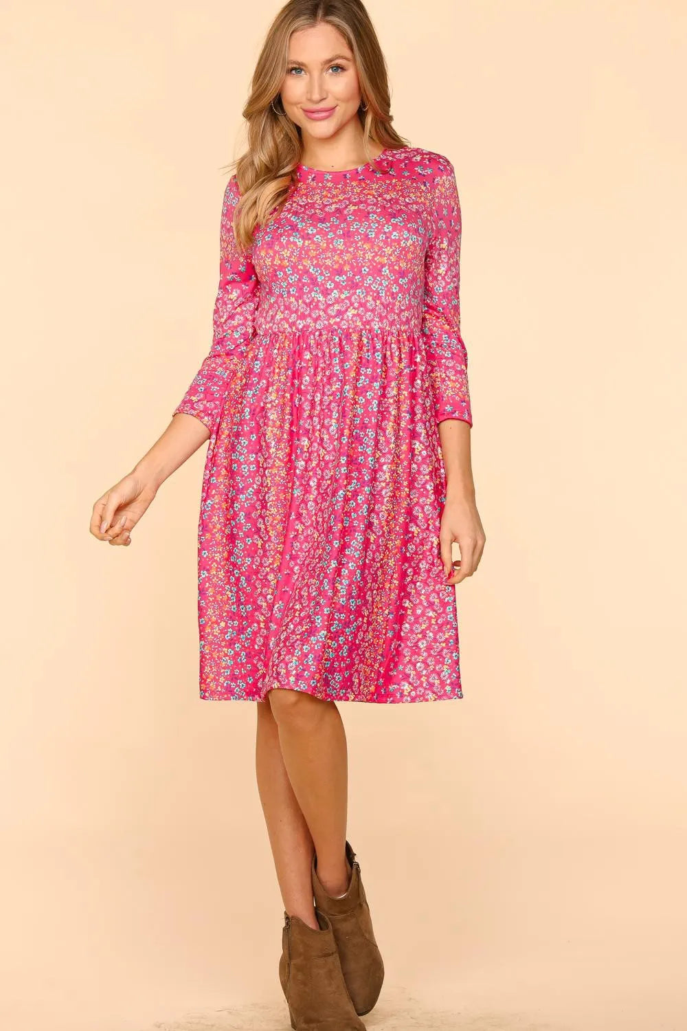 Round Neck Floral Dress with Pockets detail