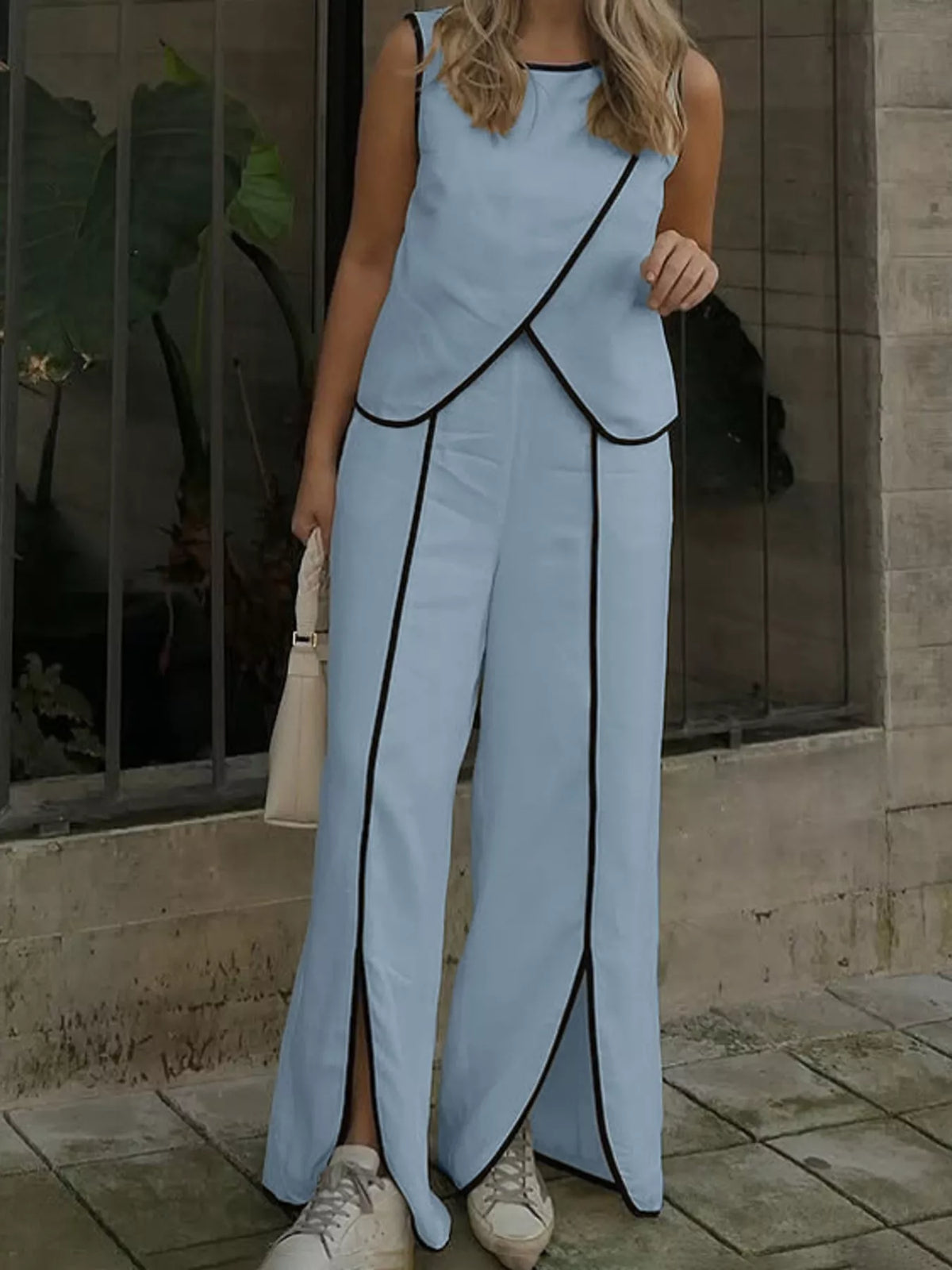 Contrast trim two piece set detail
