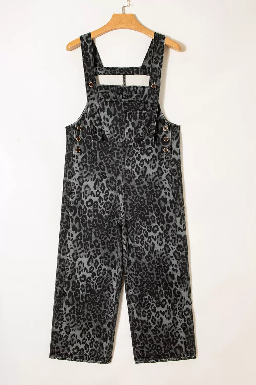 Cropped denim overalls pocket detail