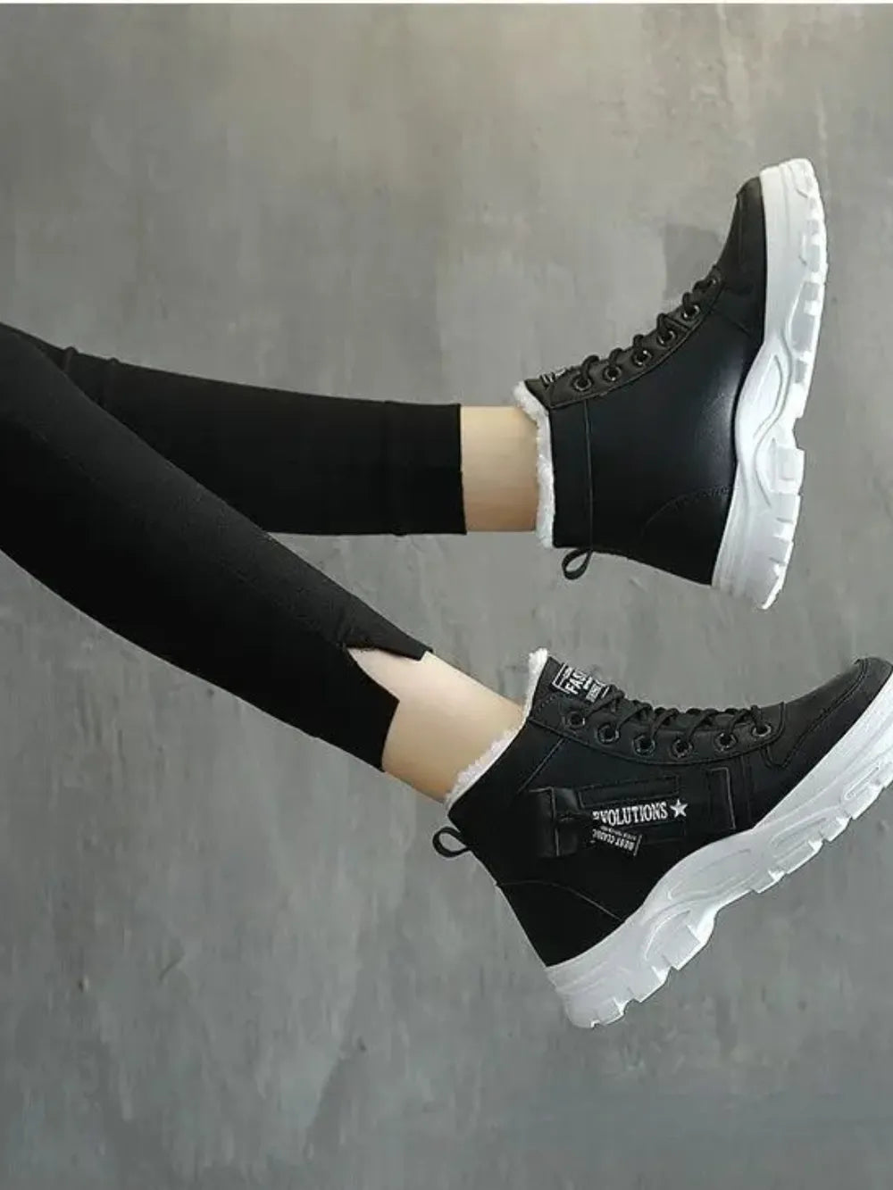 Decorative zipper round toe platform boots side profile
