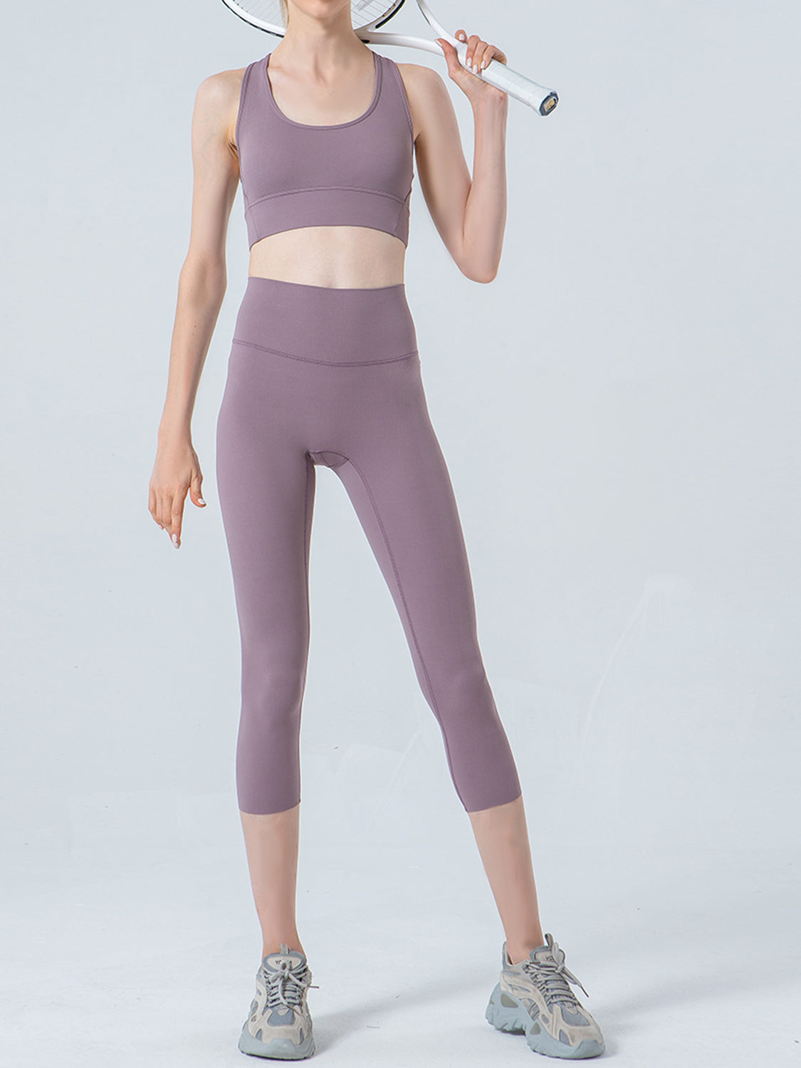 Wide waistband cropped sports leggings three quarter view 20