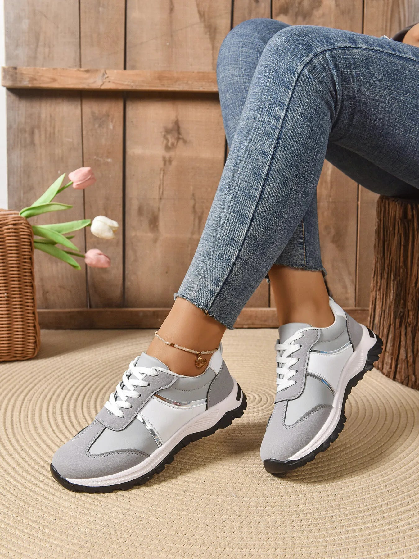 Contrast Lace Up Sneakers - Fashorio