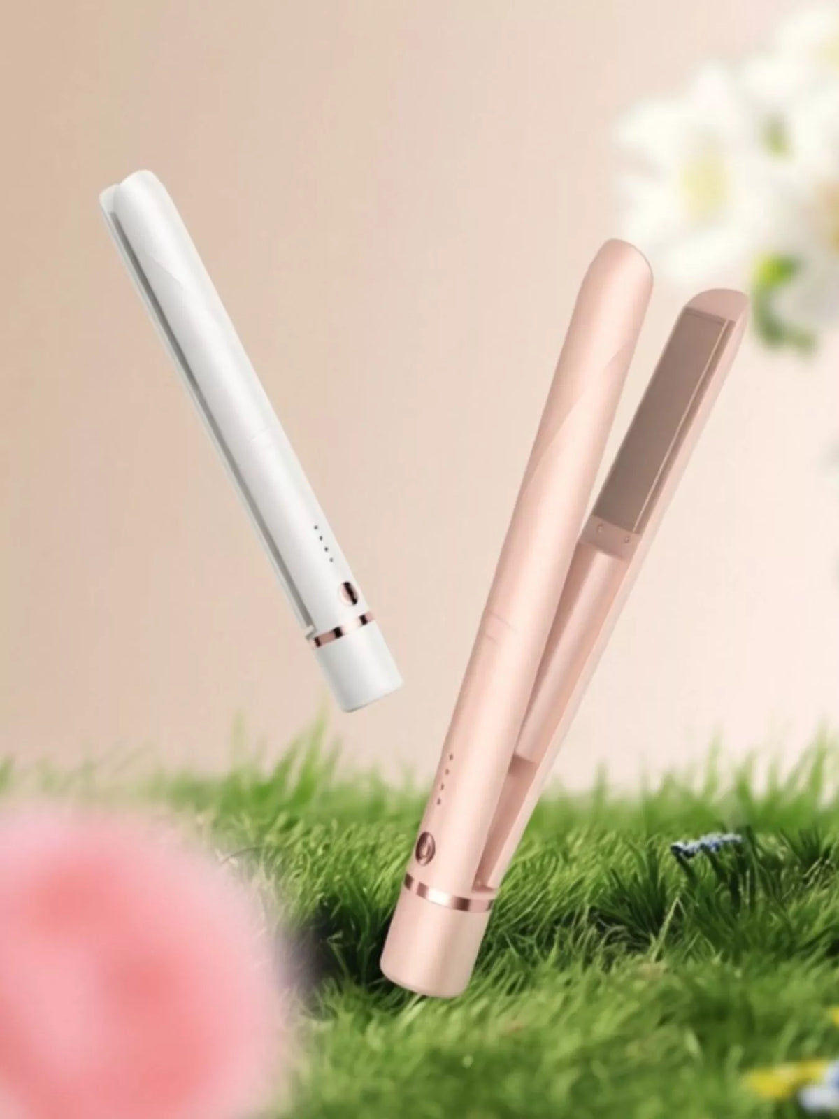 Portable hair straightener front view