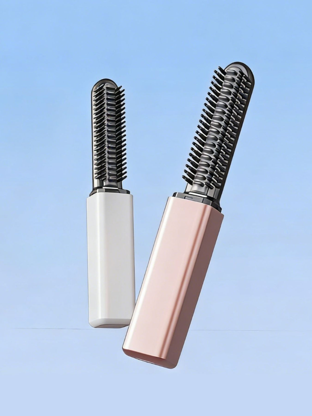 Straightening comb in ivory finish