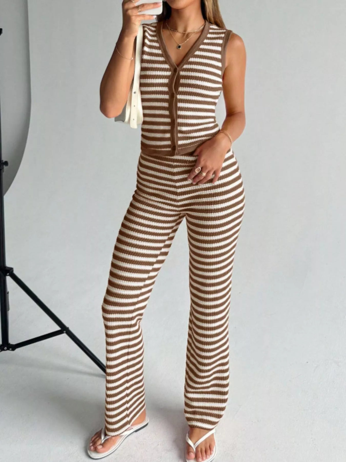 Flare pants set alternate colorway side