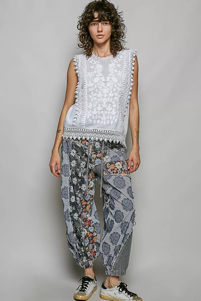 Scalloped lace top back view