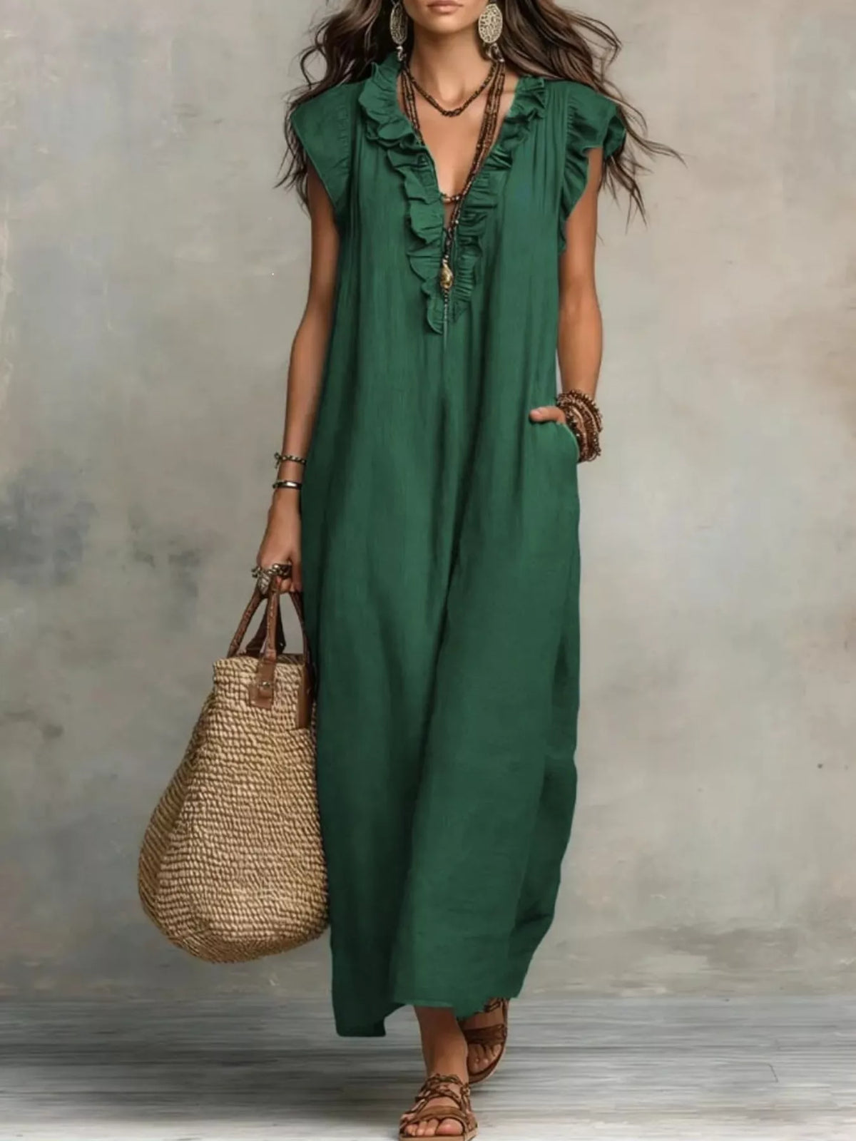 Ruffle hem detail on the maxi dress skirt
