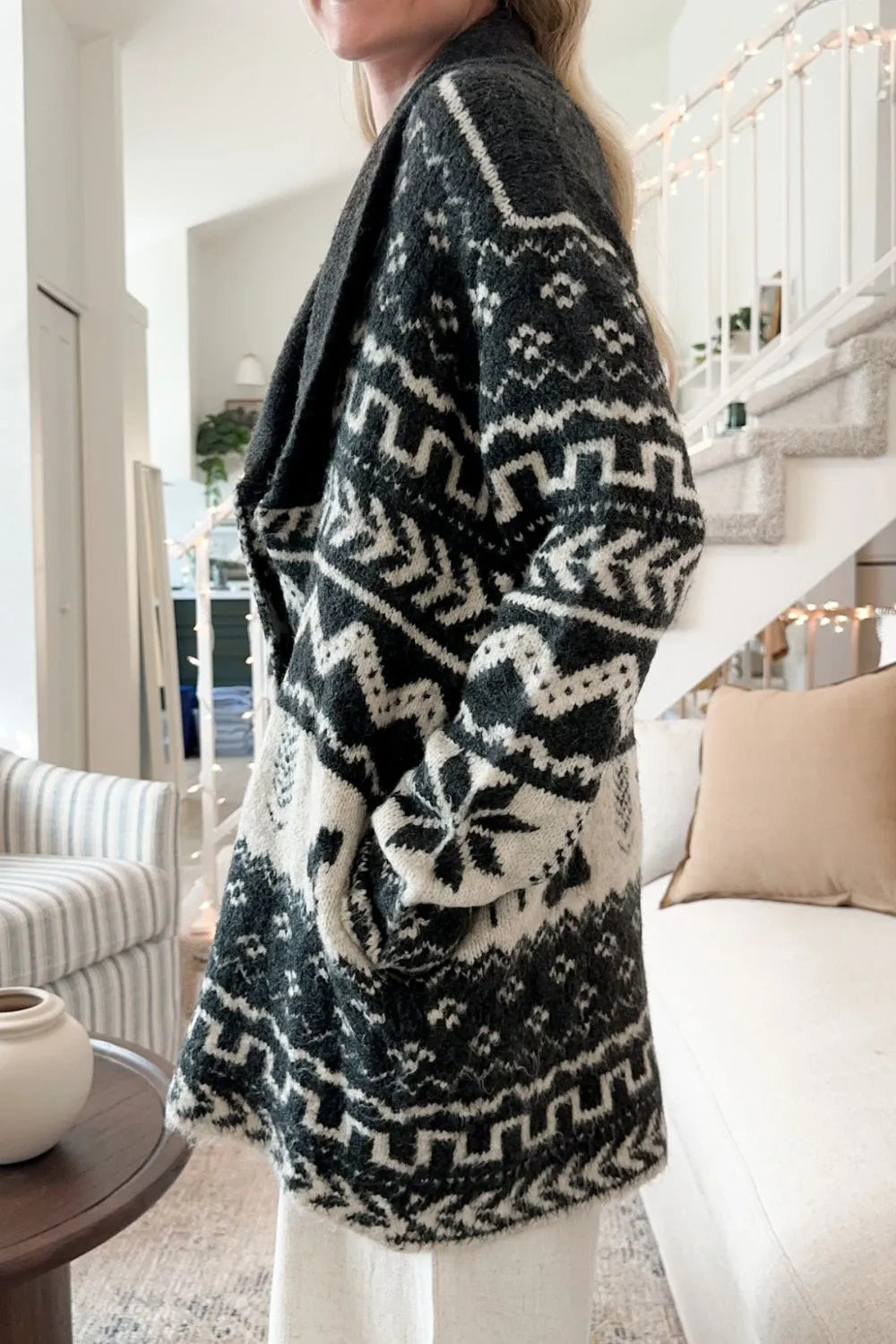 Snowflakes Collared Neck Long Sleeve Cardigan - Fashorio