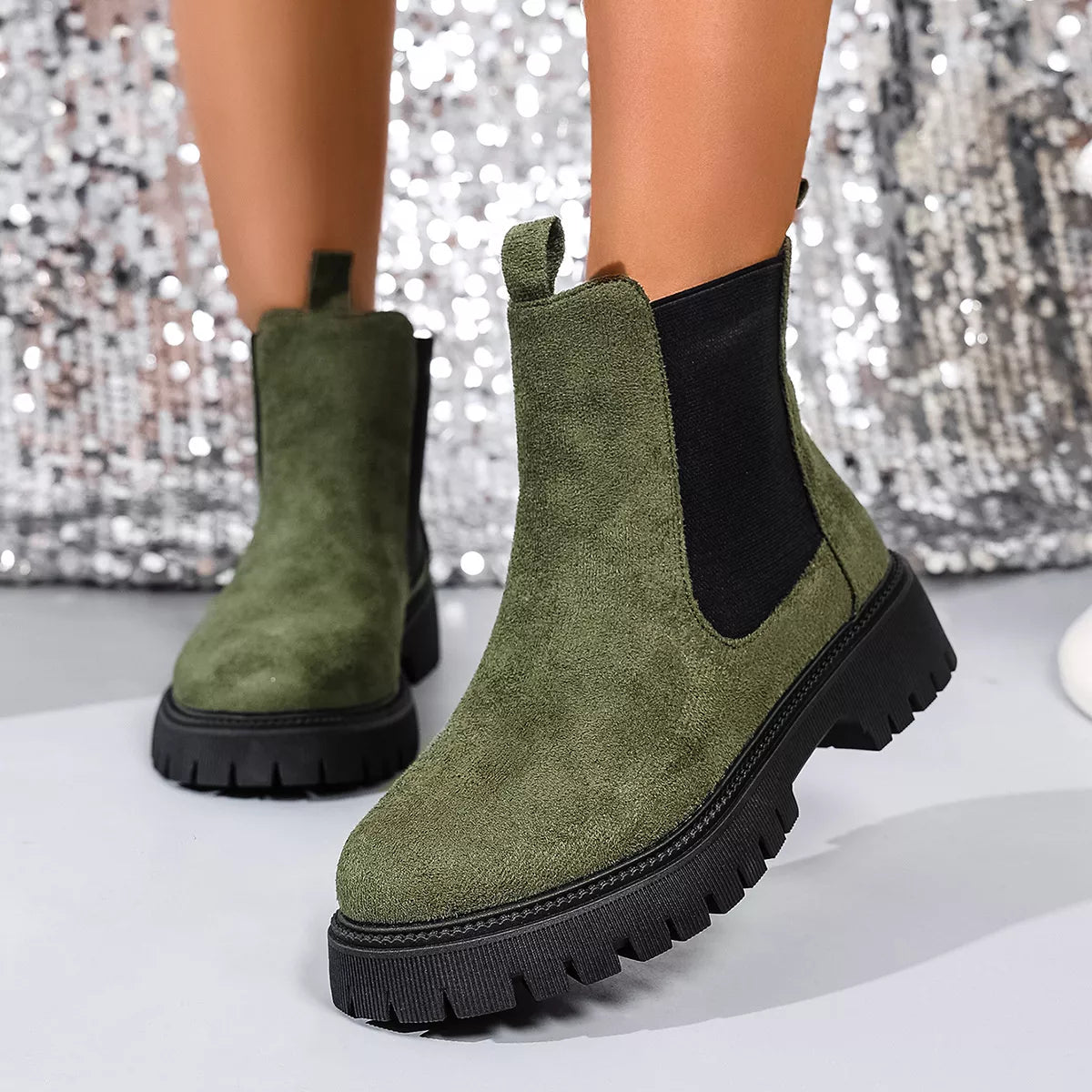 Ankle boots upper texture detail