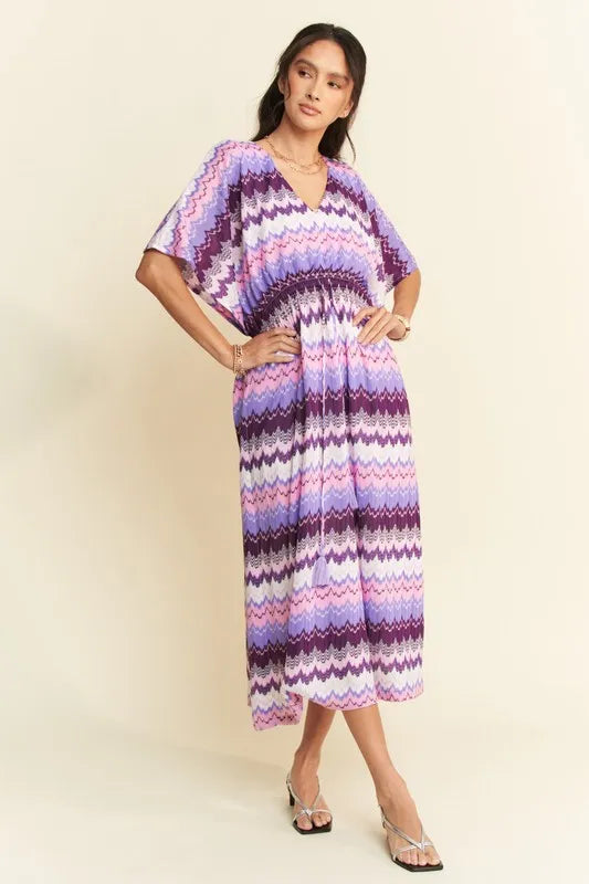 Wavy Print Tie Waist Flowy Dress in Lilac