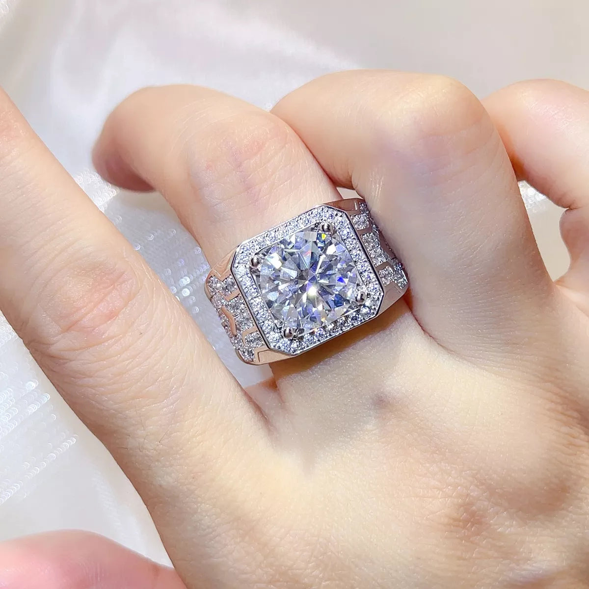 Starglow 5 carat moissanite ring in 925 sterling silver
