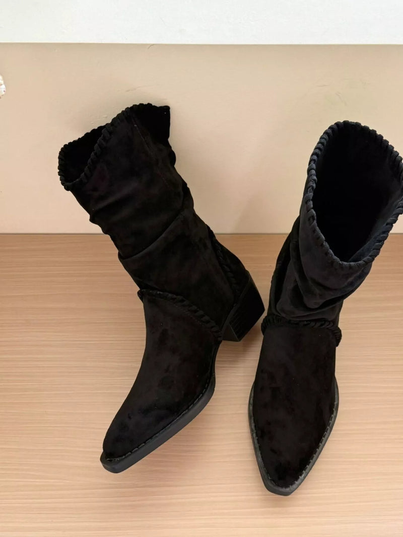Black point toe block heel boots side profile