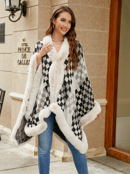 Checkered Faux Fur Trim Poncho - Fashorio