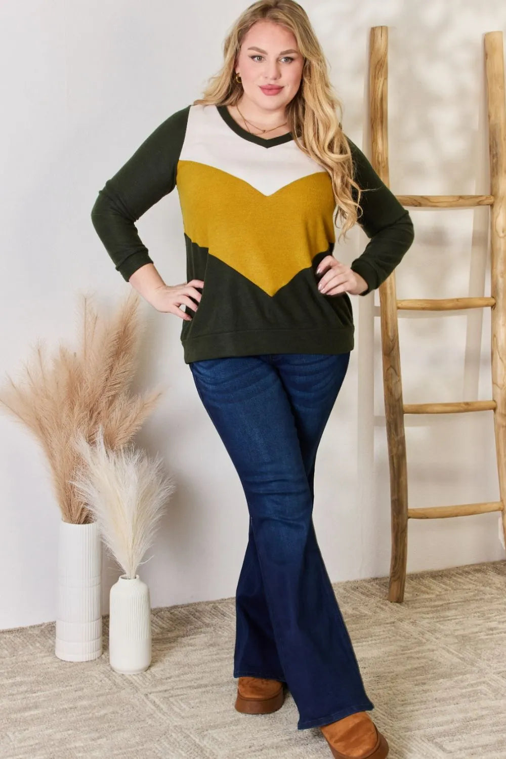 Hailey & Co Full Size Colorblock V-Neck Blouse - Fashorio