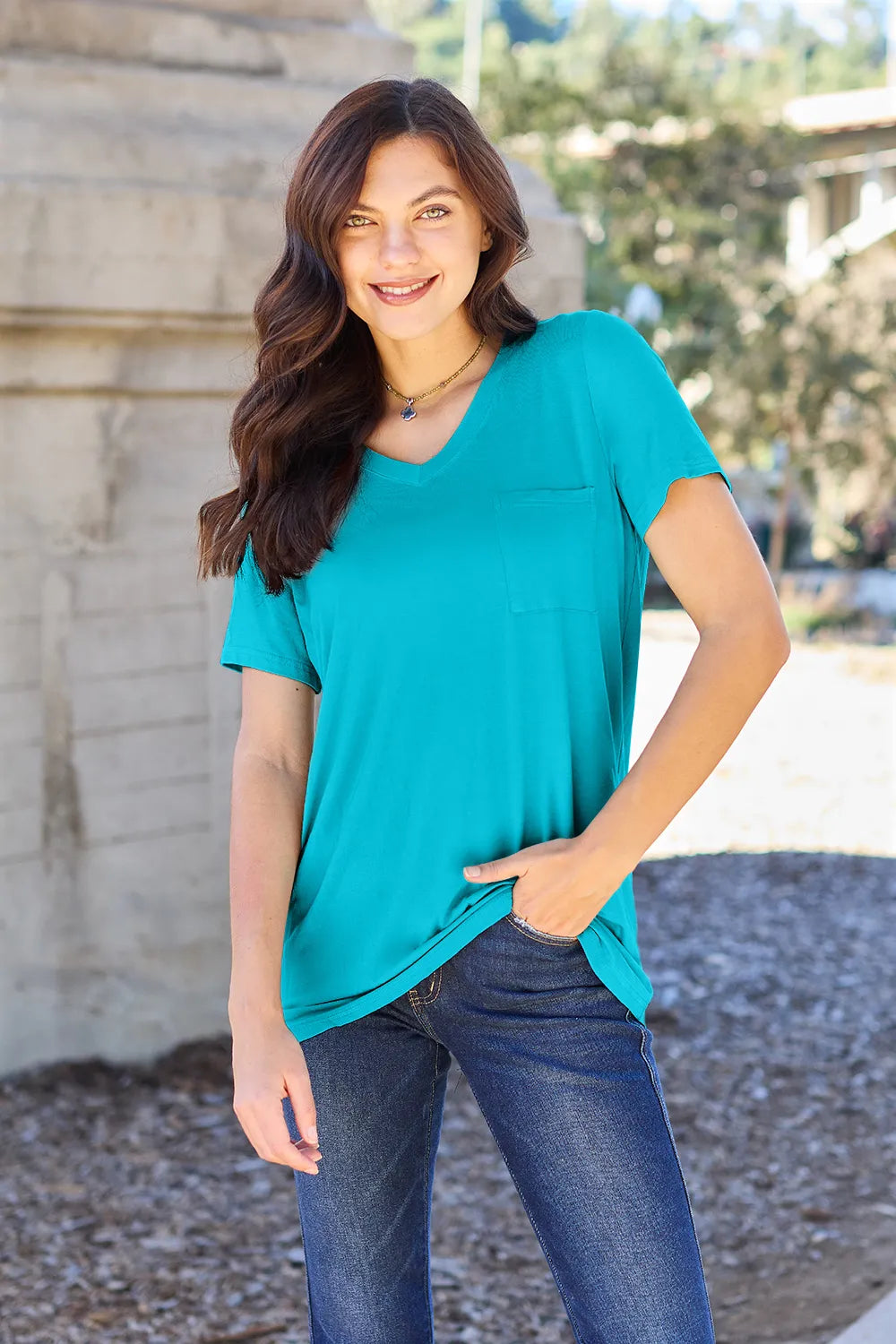 V neck pocket tee neckline detail