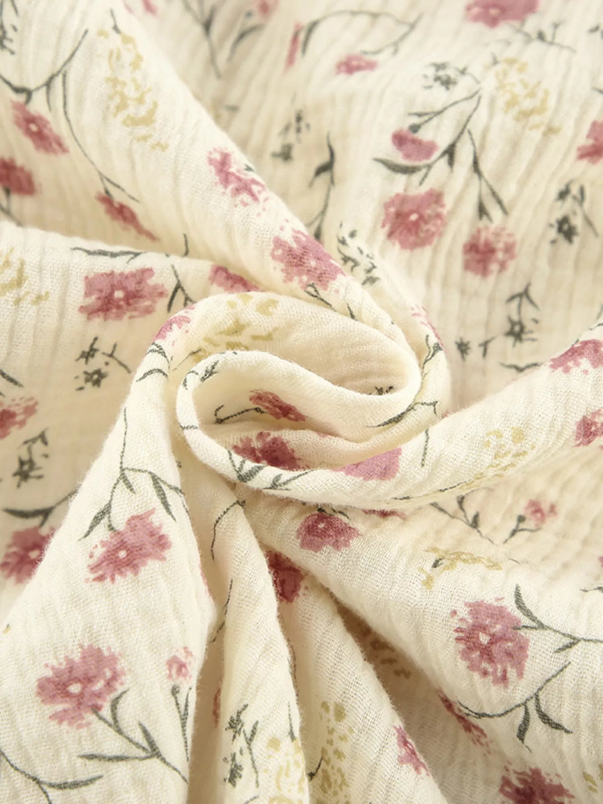 Floral cotton set fabric detail