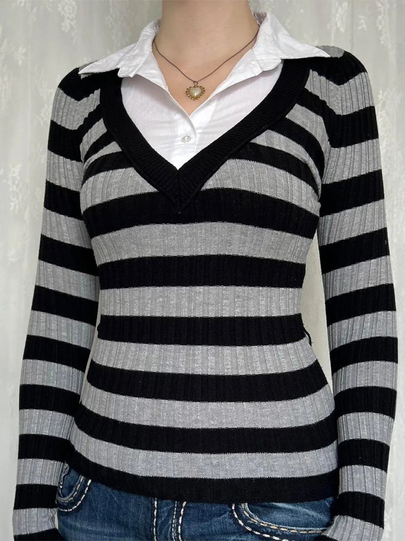 Contrast Collar Striped Long Sleeve Knit Top - Fashorio