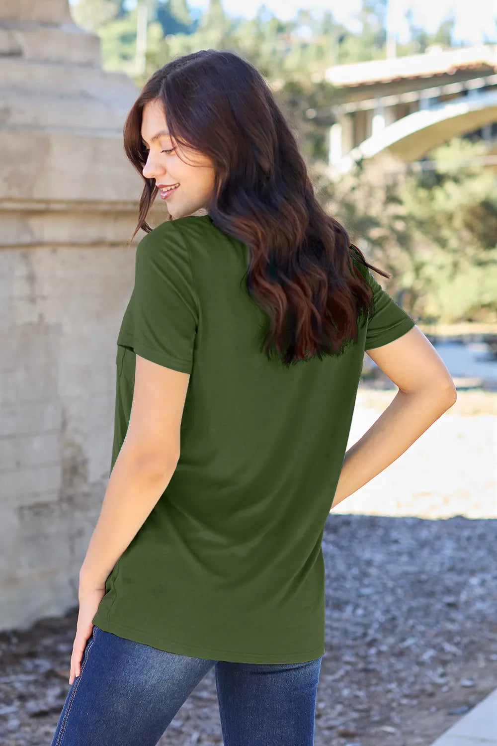 V neck short sleeve pocket tee side view