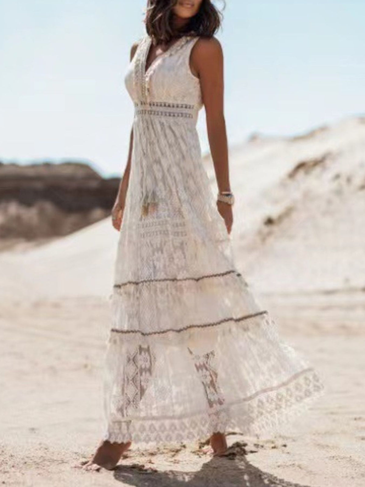 Lace V neck sleeveless maxi dress side view