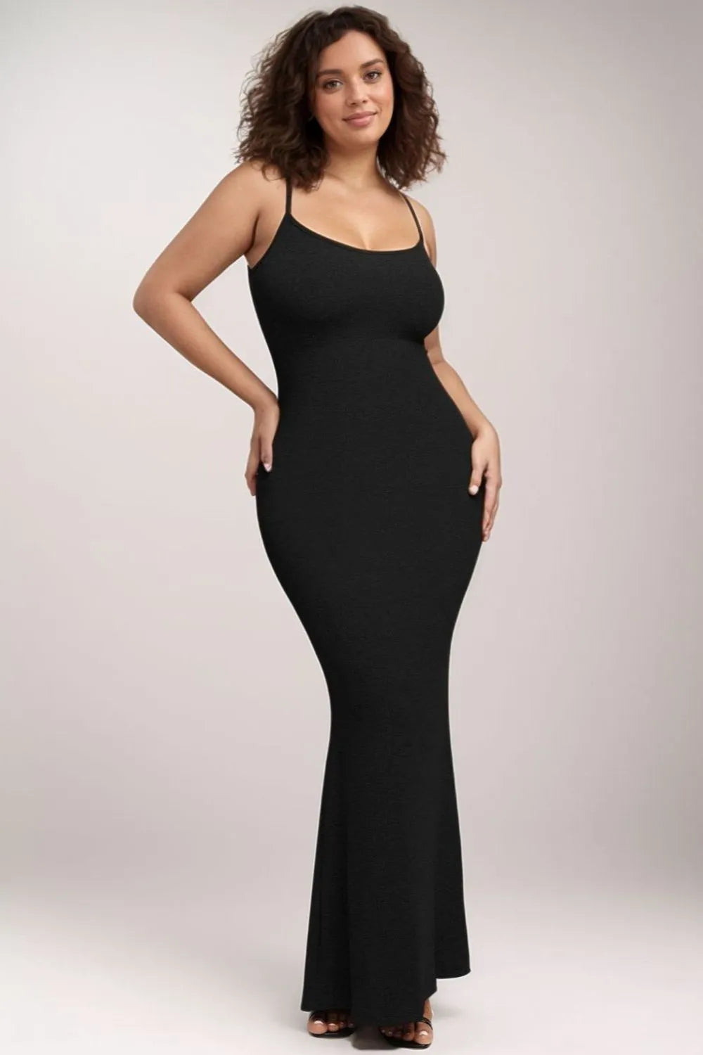 Sleeveless smoothing maxi dress full length