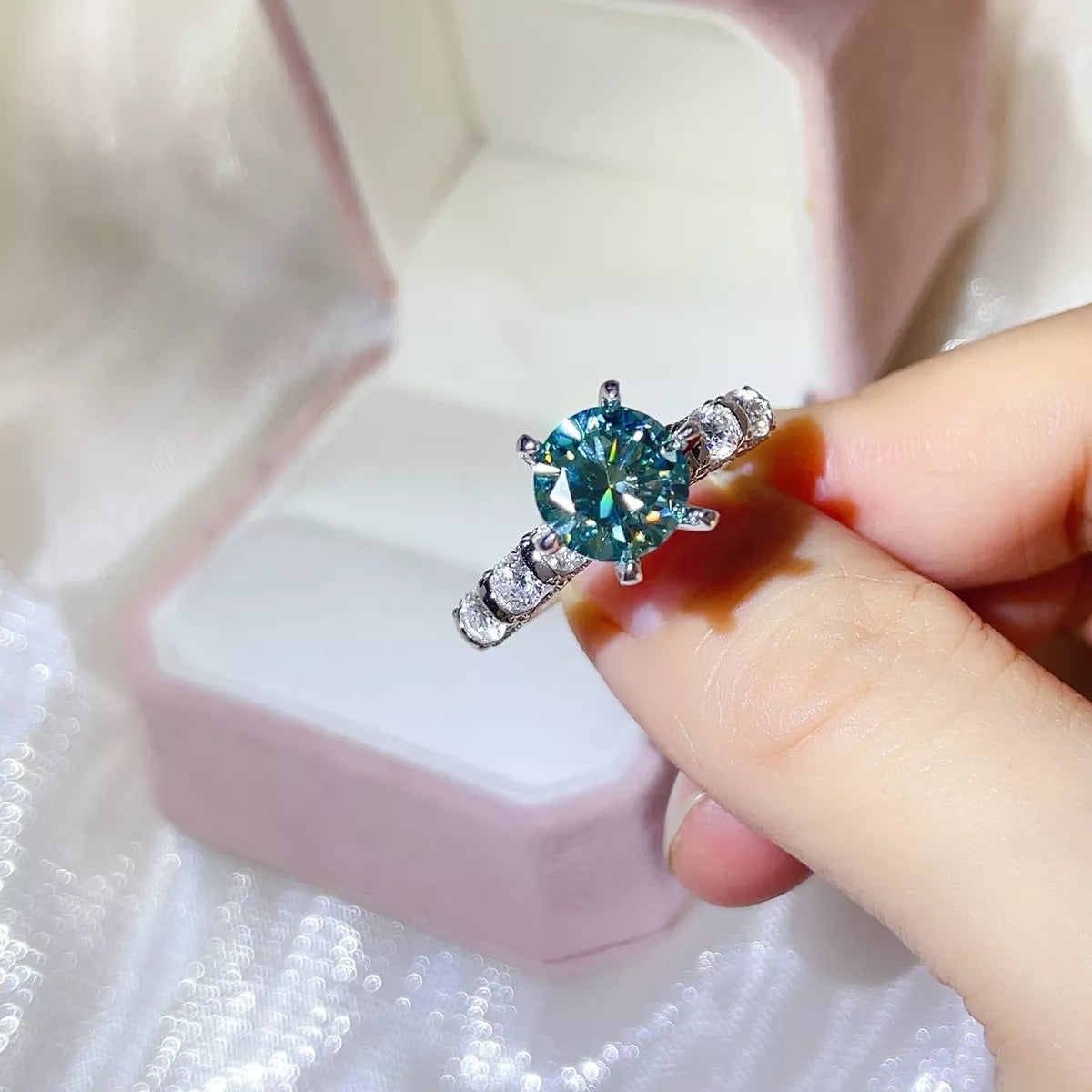 Close up of the 3 carat turquoise stone and silver band
