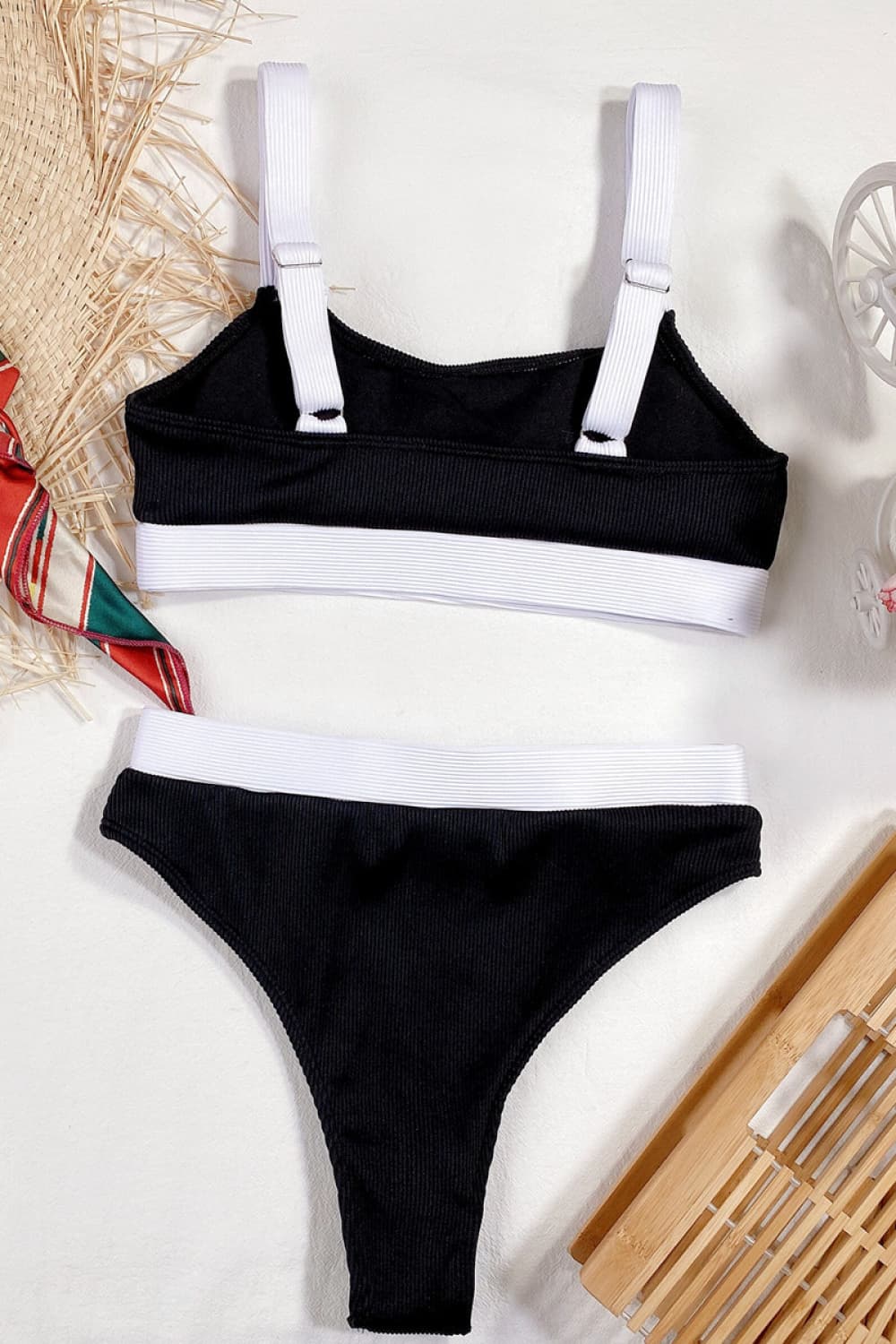Color Block Scoop Neck Bikini Set - Fashorio