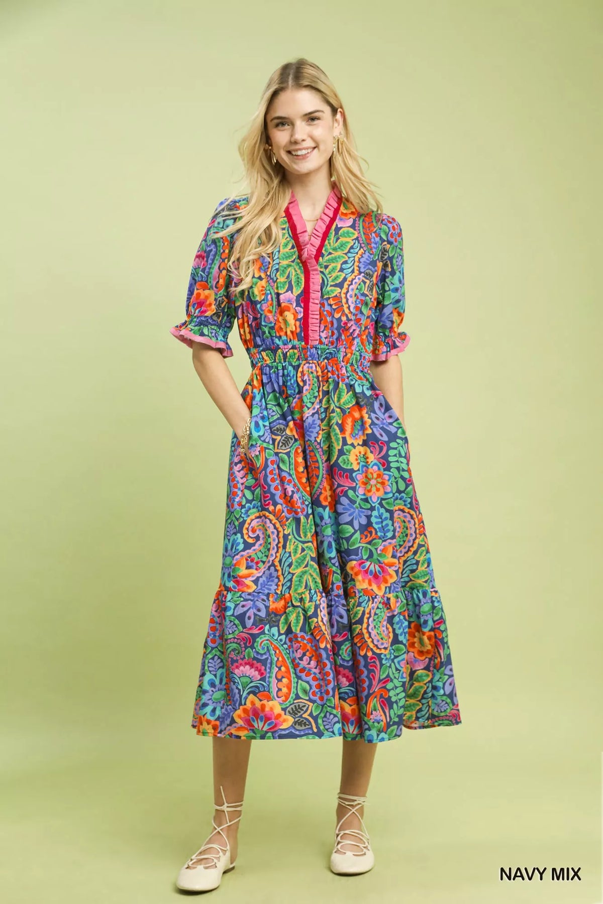 Back view of the ruffle trim floral midi dress