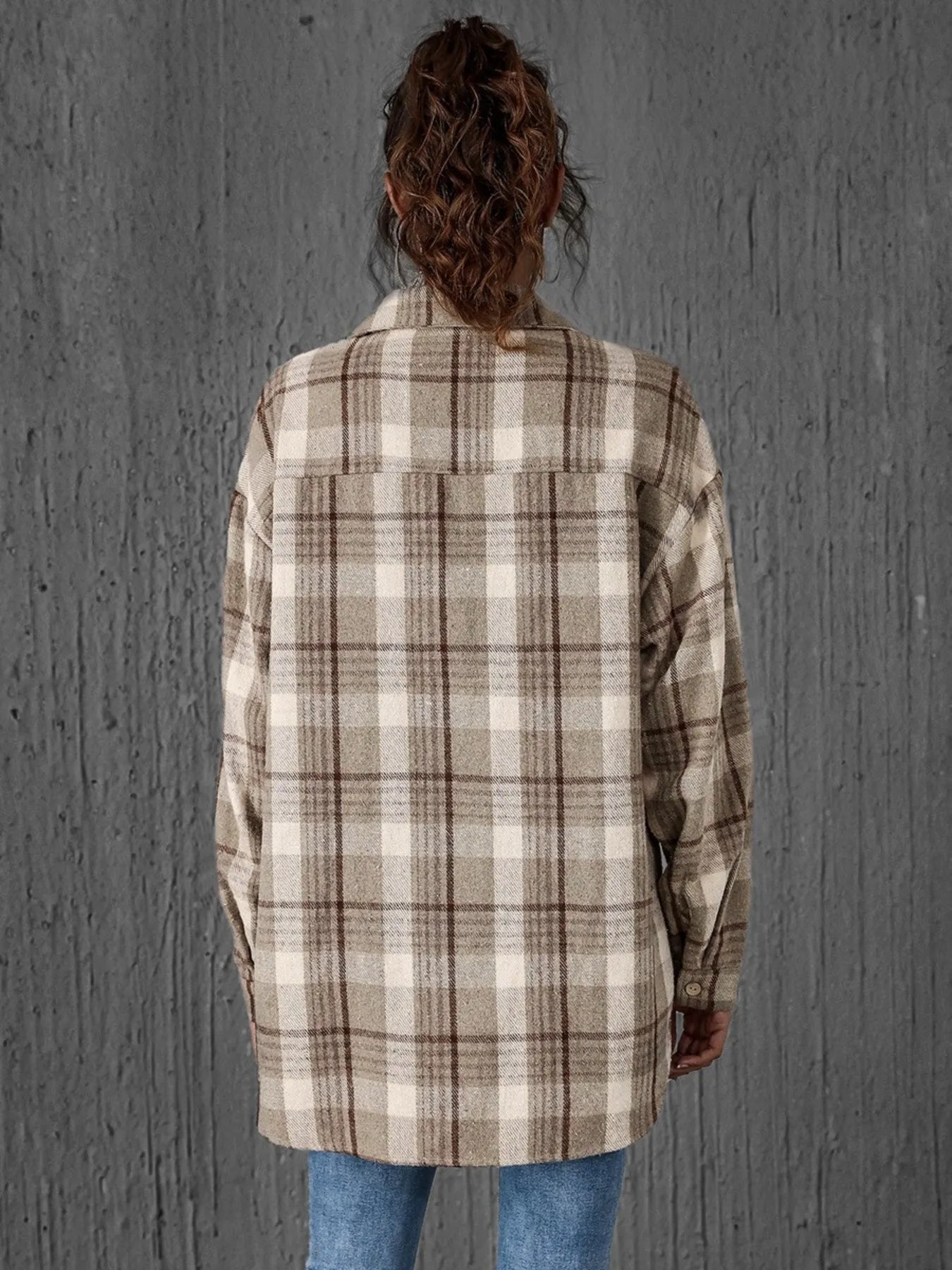 Plaid Button-Up Long Sleeve Shirt - Fashorio