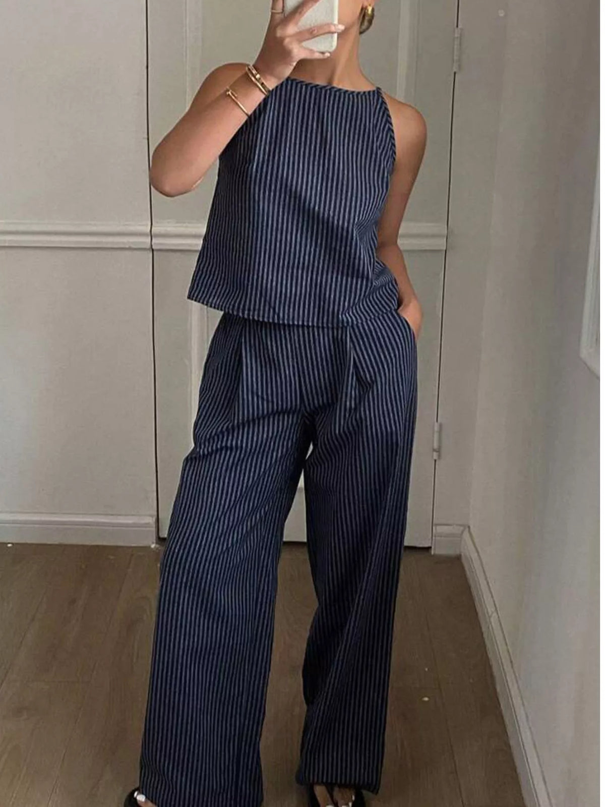 Striped sleeveless wide leg pants set full look