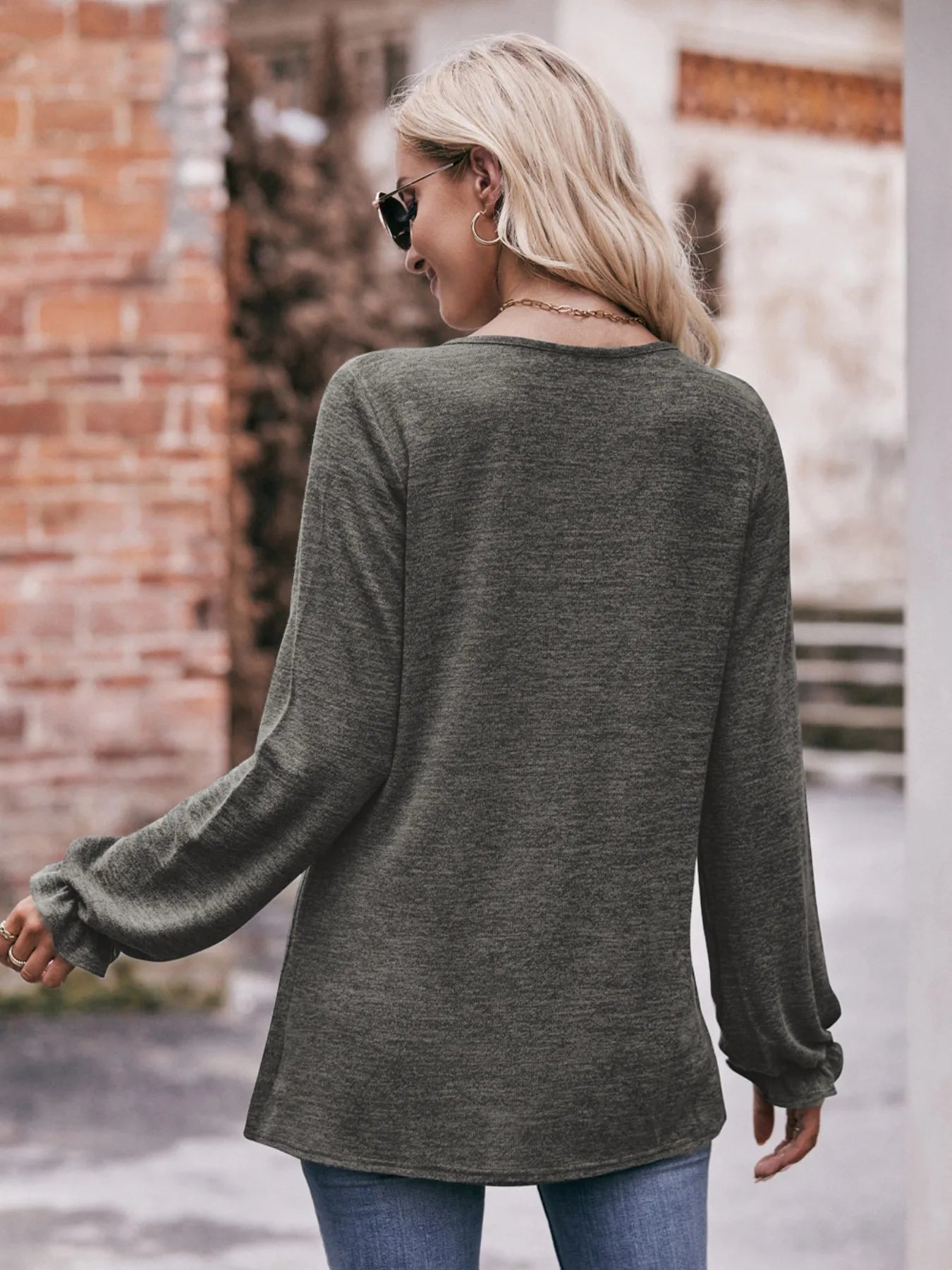 Round Neck Long Sleeve Casual T-Shirt - Fashorio