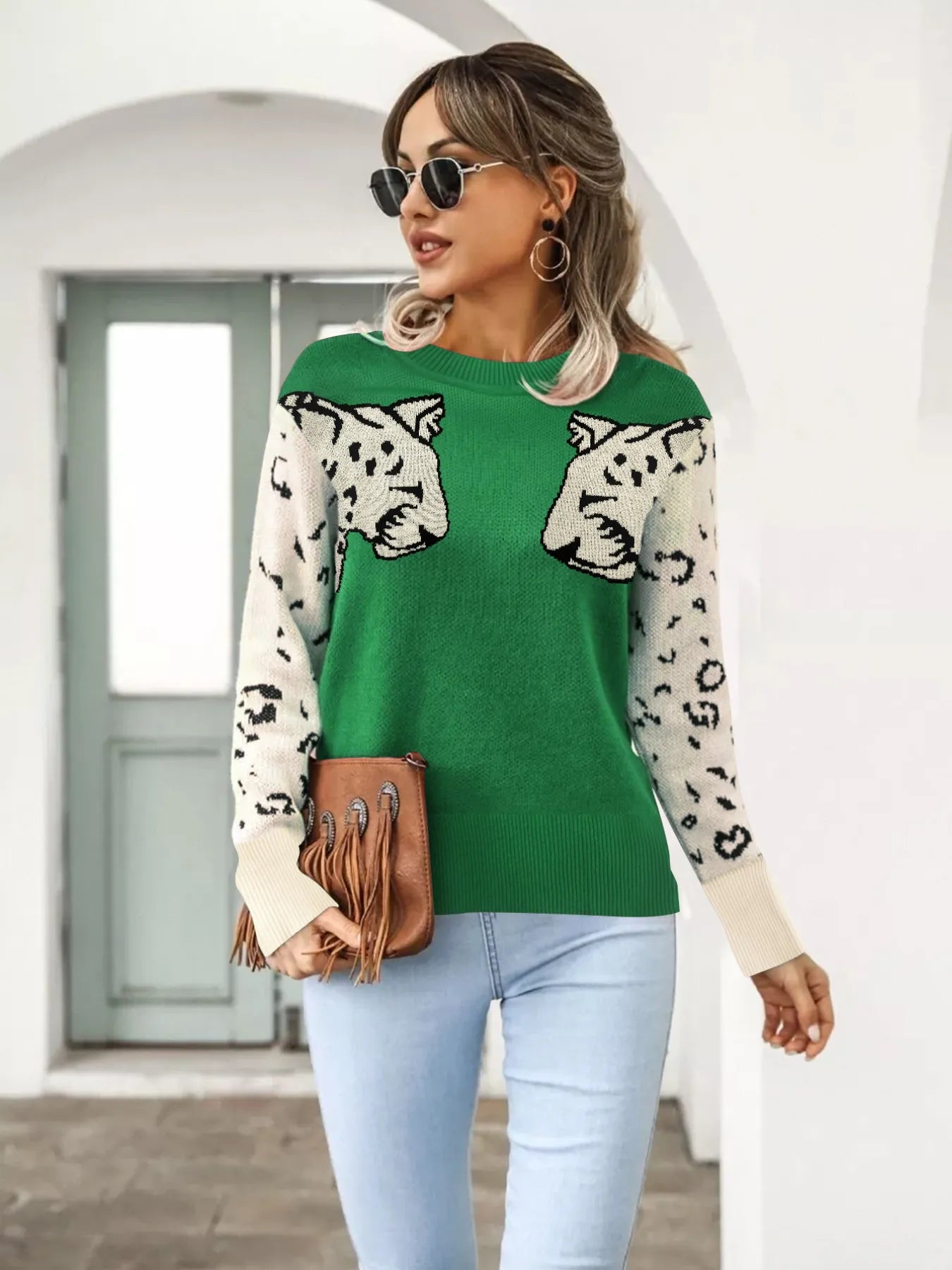Leopard Round Neck Sweater - Fashorio