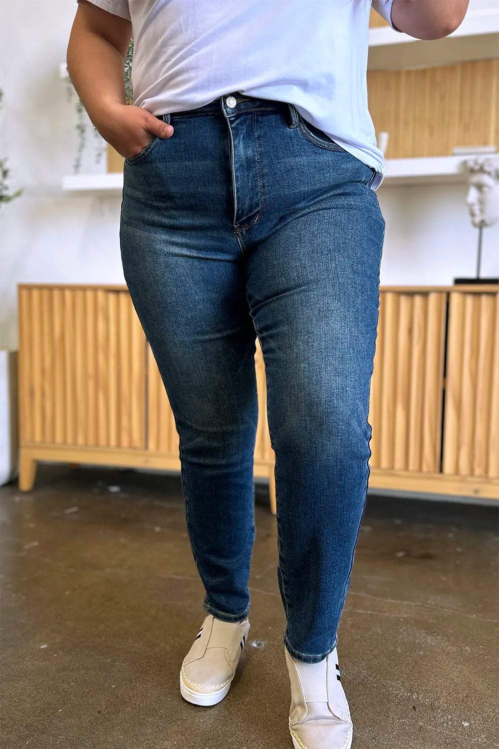 Judy Blue Full Size Tummy Control High Waist Slim Jeans - Fashorio