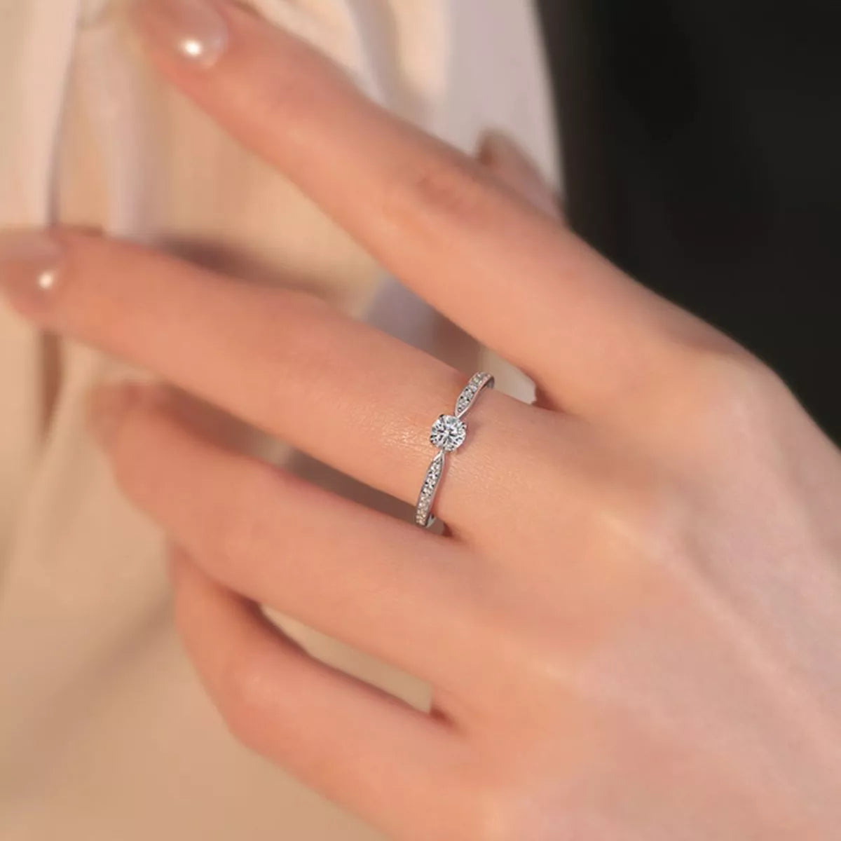 Open back of the adjustable ring band
