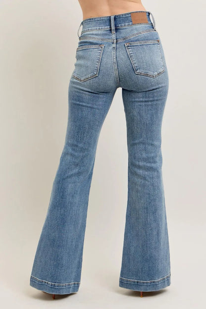 Judy Blue Full Size High-Waist Flare Denim Jeans with Front Seam Detail Plus Size - Fashorio