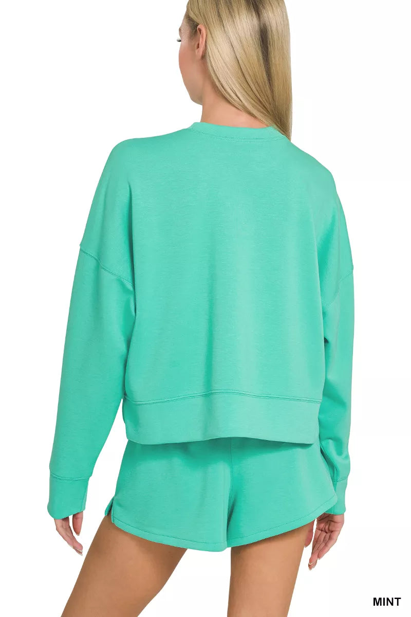 Long sleeve scuba top detail on the coordinated set