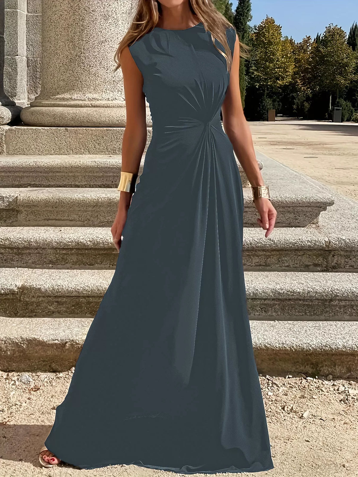 twisted round neck sleeveless maxi dress close up