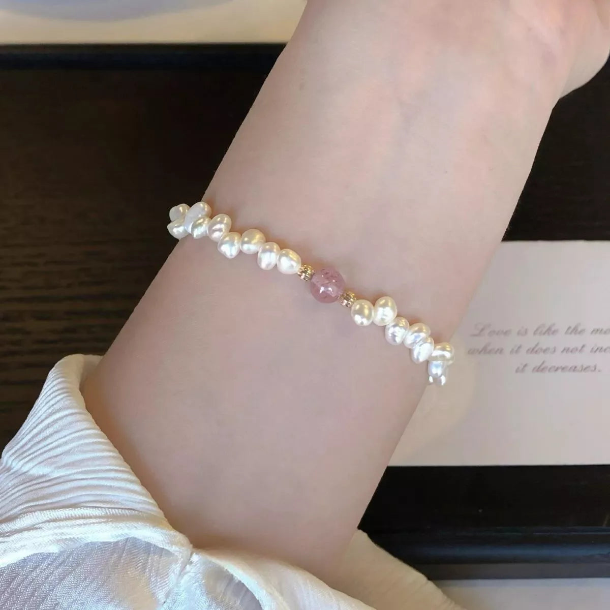 Blush pink pearl and crystal beaded bracelet, detail view